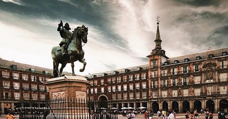 Madrid The Old City Guided Walking Tour – Private Tour in French