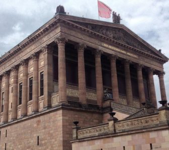 Neues Museum & Pergamon Museum + Berlin City Skip-the-Line Guided Combo Tour – Private Tour in French