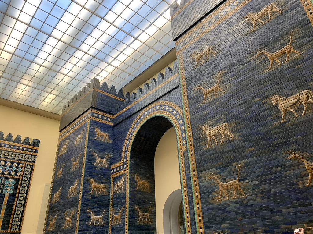 Berlin’s Neues Museum & Pergamon Museum Skip-the-Line Guided Tour – Private Tour in French