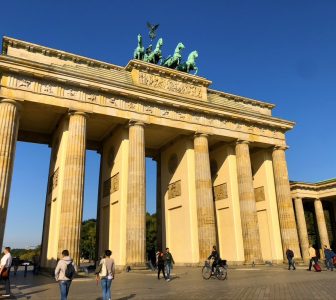 History of Berlin – City Guided Walking Tour – Private Tour in French